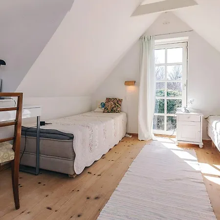 Feriehus 9 Person In *